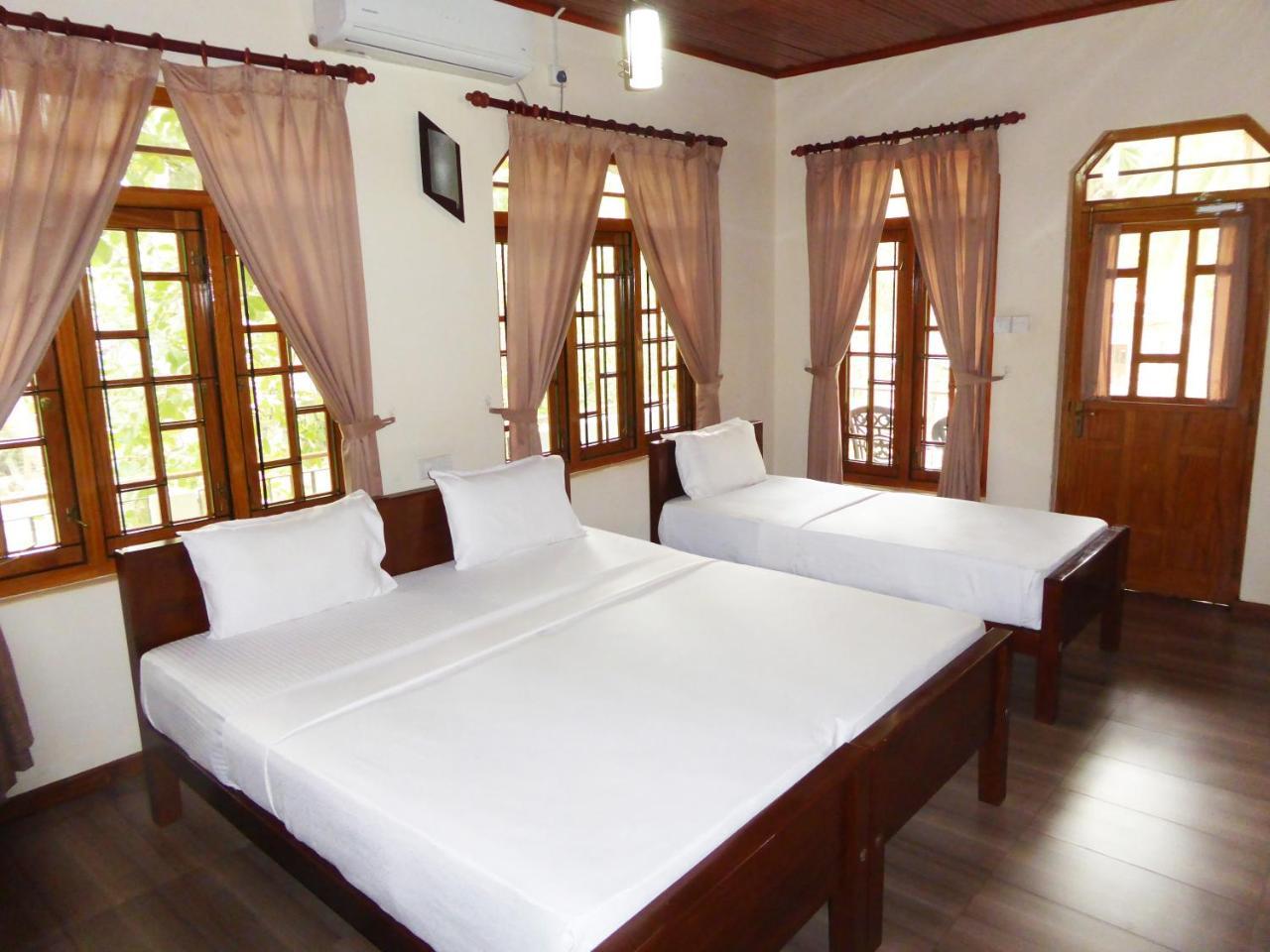 Riviera Resort Batticaloa Exteriér fotografie