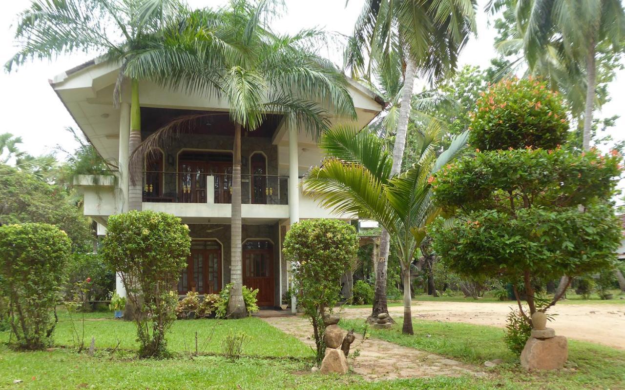 Riviera Resort Batticaloa Exteriér fotografie